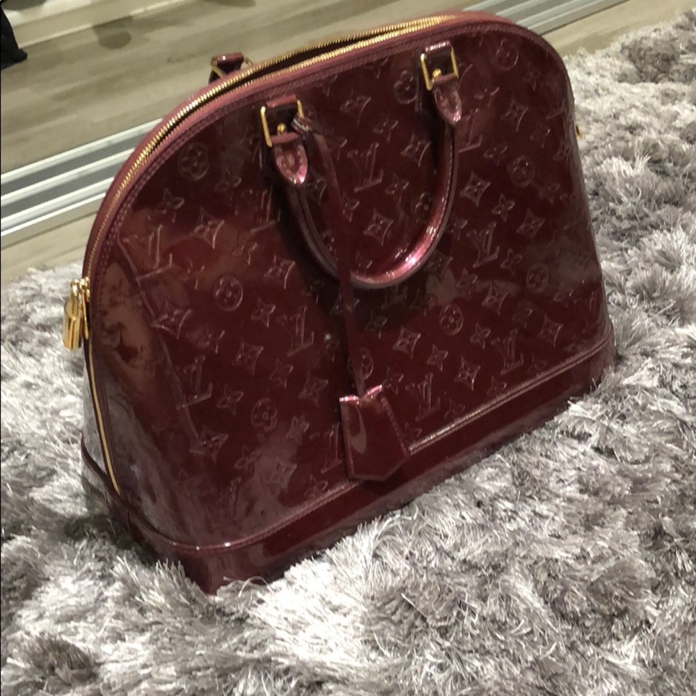 Louie Vuitton Purse